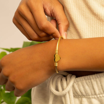 Heart Cuff Bracelet ✨