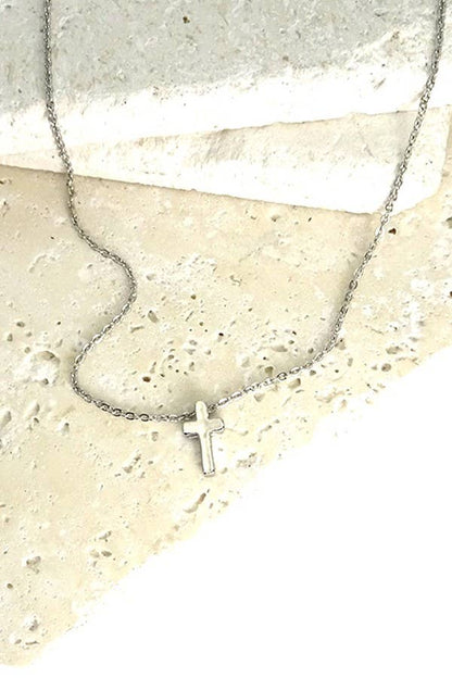 Petite Cross Necklace✨