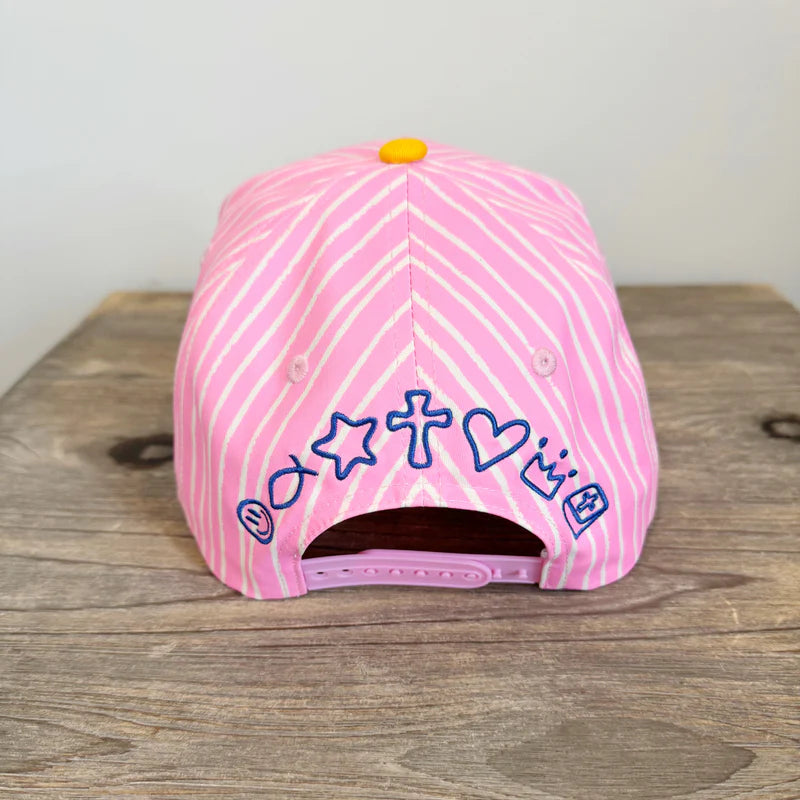 Make Heaven Crowded Striped Hat✨
